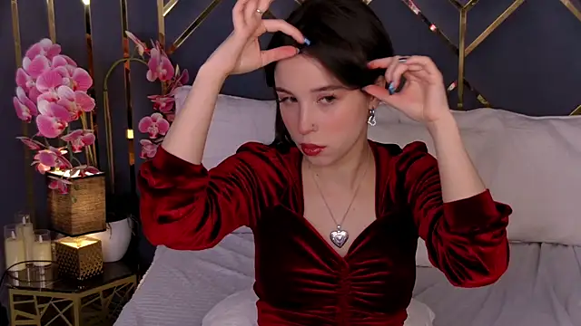 Snapshot of LanaLedger chatting on 03/15/26, 10:43 LanaLedger online show from 03/15/26, 10:43