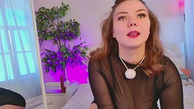 Snapshot of ur_blythe_doll chatting on 03/28/26, 06:35 ur blythe doll online show from 03/28/26, 06:35