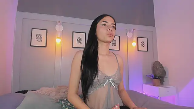 Snapshot of Ivyy_sweet_ chatting on 04/29/26, 08:04 Ivyy sweet online show from 04/29/26, 08:04