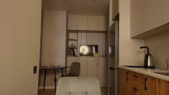 Snapshot of lilly_sweeet chatting on 03/29/26, 06:57 lilly sweeet online show from 03/29/26, 06:57