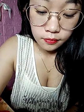 Eye-squirt online show from 03/06/26, 07:49