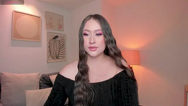 Snapshot of AmyRosse_X chatting on 03/18/26, 01:03 AmyRosse X online show from 03/18/26, 01:03