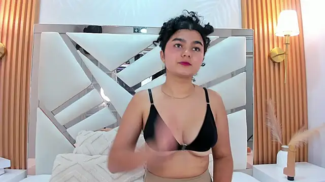  Curly Beauty online show from 02/17/26, 04:24