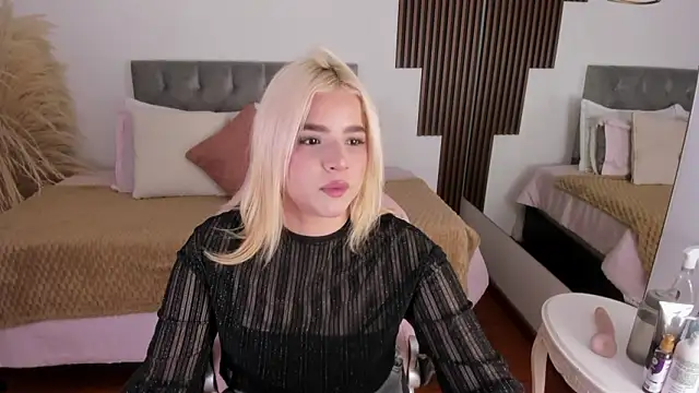 BarbieHannaB  online show from 02/19/26, 06:59