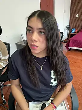 Luna rousse26 online show from 03/13/26, 12:34