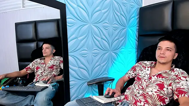 Snapshot of bad_boy_cum_ chatting on 04/04/26, 11:57 bad boy cum online show from 04/04/26, 11:57