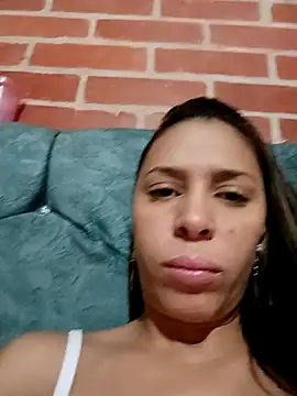 kiki milu online show from 04/01/26, 04:57