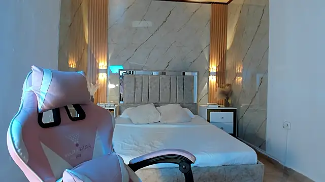 Snapshot of your_whore_Salome chatting on 03/03/26, 06:47 your whore Salome online show from 03/03/26, 06:47