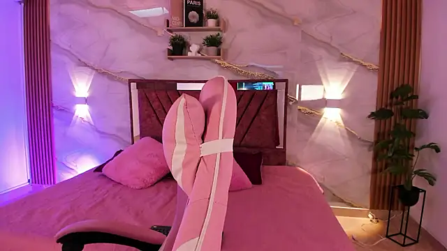 Snapshot of your_whore_Salome chatting on 03/16/26, 06:34 your whore Salome online show from 03/16/26, 06:34