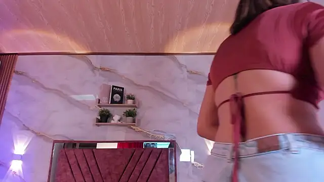 Snapshot of your_whore_Salome chatting on 03/24/26, 06:24 your whore Salome online show from 03/24/26, 06:24