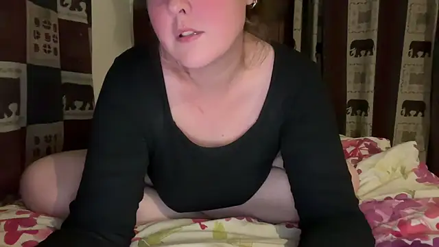Snapshot of Ewelinababy chatting on 03/10/26, 10:26 Ewelinababy online show from 03/10/26, 10:26