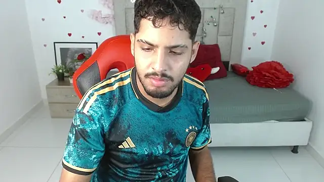 Snapshot of mister_fox723 chatting on 03/03/26, 12:28 mister fox723 online show from 03/03/26, 12:28