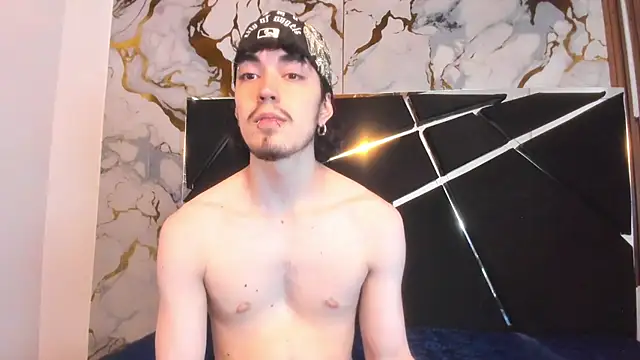 Couple In Heat online show from 03/17/26, 07:39