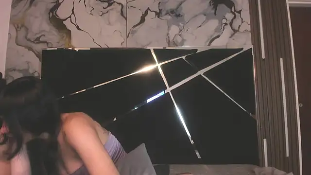 Snapshot of Couple_In_Heat chatting on 04/21/26, 08:55 Couple In Heat online show from 04/21/26, 08:55