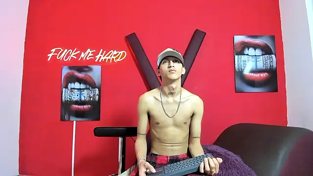 BOYS PLAY online show from 03/11/26, 04:40