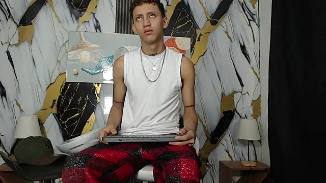 BOYS PLAY online show from 04/15/26, 01:29