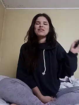 Snapshot of paradise2 chatting on 02/16/26, 01:24 paradise2 online show from 02/16/26, 01:24