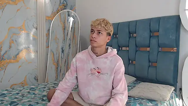 GOLD BOYS online show from 04/15/26, 05:25