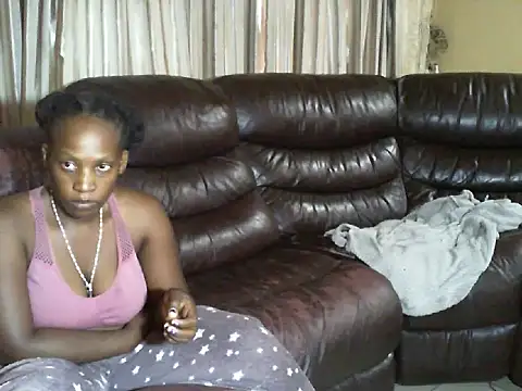 Snapshot of Sky-Diamond chatting on 03/08/26, 02:54 Sky-Diamond online show from 03/08/26, 02:54