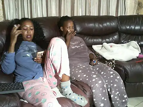 Snapshot of Sky-Diamond chatting on 03/30/26, 07:31 Sky-Diamond online show from 03/30/26, 07:31