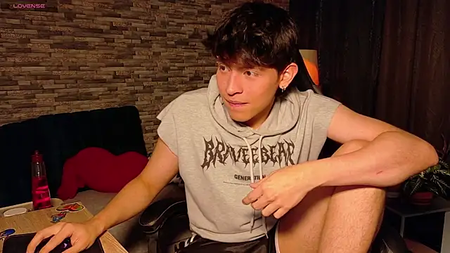 Snapshot of _-Lucky-_ chatting on 03/01/26, 09:06 -Lucky- online show from 03/01/26, 09:06