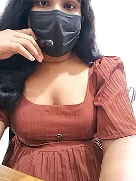 Queen Saara online show from 02/24/26, 07:06