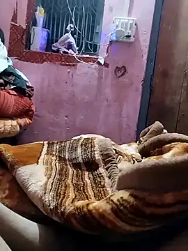 Snapshot of harryxxx82 chatting on 02/16/26, 06:04 harryxxx82 online show from 02/16/26, 06:04