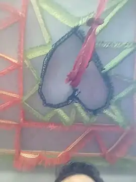 Snapshot of harryxxx82 chatting on 04/11/26, 01:21 harryxxx82 online show from 04/11/26, 01:21