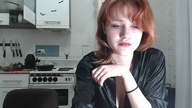 Snapshot of SolarAdrienne chatting on 03/07/26, 04:15 SolarAdrienne online show from 03/07/26, 04:15