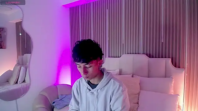 Aiden Rivers  online show from 03/01/26, 01:02