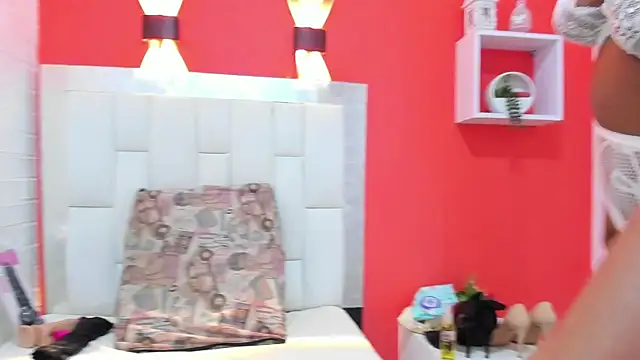 Snapshot of Kendal_hot69_ chatting on 02/26/26, 07:46 Kendal hot69 online show from 02/26/26, 07:46