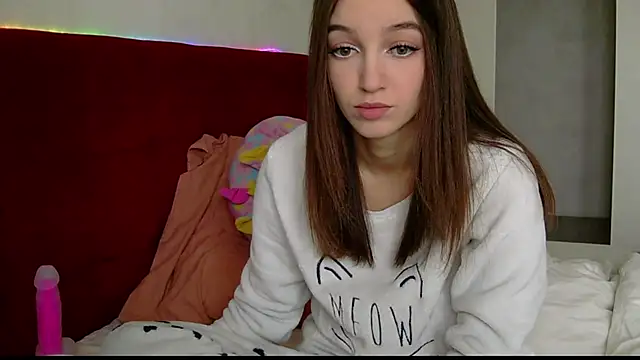 CandySurprise19 online show from 04/10/26, 07:46