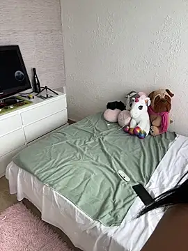 Alana SmithXx online show from 04/16/26, 08:59