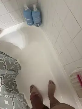 Snapshot of BigdaddyFabian chatting on 03/06/26, 02:13 BigdaddyFabian online show from 03/06/26, 02:13