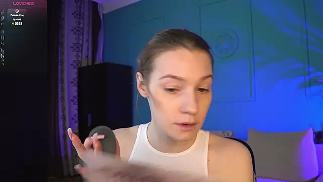 Vanessa  Lui online show from 02/26/26, 03:55