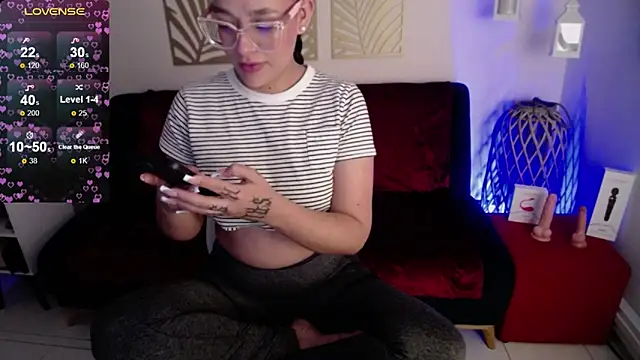 Snapshot of spicydollx chatting on 03/10/26, 01:49 spicydollx online show from 03/10/26, 01:49