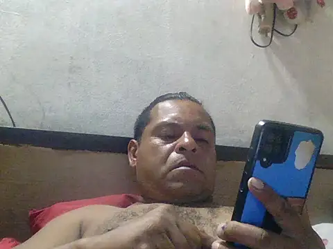 Snapshot of DesexedCooler chatting on 02/16/26, 09:22 DesexedCooler online show from 02/16/26, 09:22