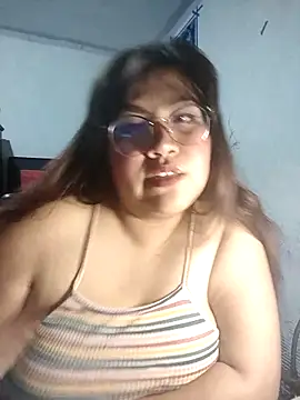 Snapshot of michu_kotomi chatting on 04/07/26, 06:36 michu kotomi online show from 04/07/26, 06:36