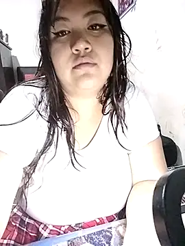 Snapshot of michu_kotomi chatting on 04/08/26, 07:30 michu kotomi online show from 04/08/26, 07:30