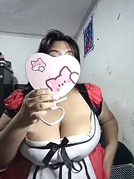 Snapshot of michu_kotomi chatting on 04/20/26, 07:55 michu kotomi online show from 04/20/26, 07:55