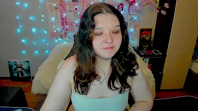 Snapshot of Kate_Acid chatting on 06/17/26, 12:13 Kate Acid online show from 06/17/26, 12:13