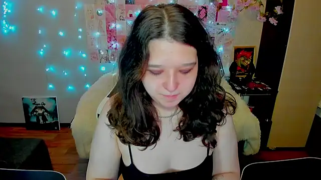 Snapshot of Kate_Acid chatting on 06/28/26, 12:05 Kate Acid online show from 06/28/26, 12:05