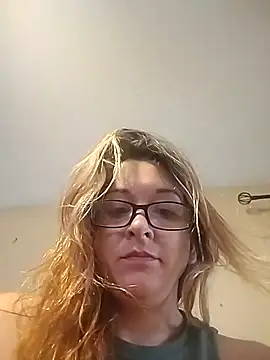 Snapshot of MissBella0969 chatting on 03/11/26, 03:18 MissBella0969 online show from 03/11/26, 03:18