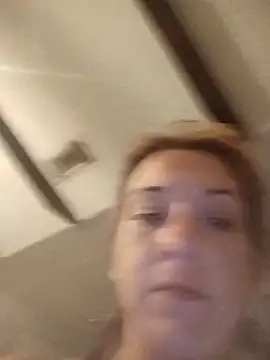 Snapshot of MissBella0969 chatting on 04/05/26, 09:28 MissBella0969 online show from 04/05/26, 09:28