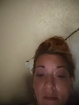 Snapshot of MissBella0969 chatting on 04/06/26, 06:25 MissBella0969 online show from 04/06/26, 06:25