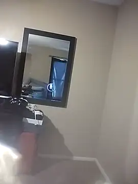 Snapshot of MissBella0969 chatting on 04/07/26, 05:35 MissBella0969 online show from 04/07/26, 05:35