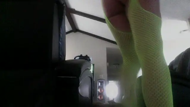 Snapshot of MissBella0969 chatting on 04/25/26, 11:02 MissBella0969 online show from 04/25/26, 11:02