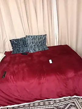 Snapshot of Mimirosexxx chatting on 02/17/26, 12:18 Mimirosexxx online show from 02/17/26, 12:18