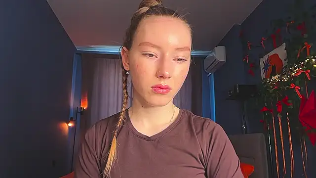 Snapshot of Anna_Kare chatting on 03/02/26, 10:11 Anna Kare online show from 03/02/26, 10:11