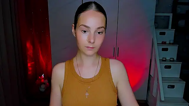 Snapshot of Maddy_Wood_ chatting on 07/11/26, 04:21 Maddy Wood online show from 07/11/26, 04:21